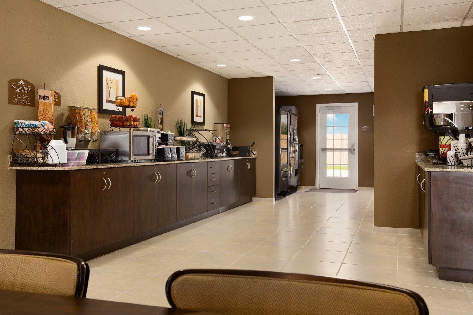 Microtel Inn & Suites Cotulla Bagian luar foto